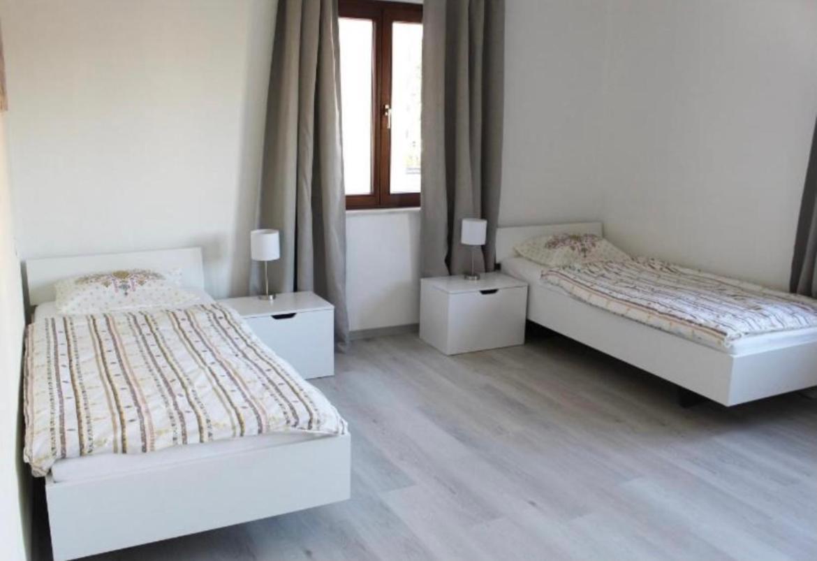 Lakeside Ferienwohnung ฟรีดริชส์ฮาเฟน ภายนอก รูปภาพ